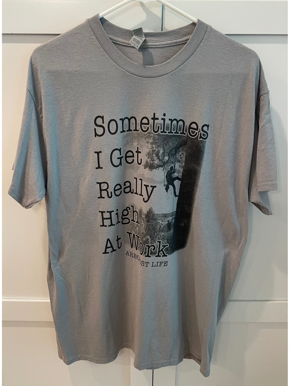 Bartlett Arborist Supply Gray Graphic T-Shirt Size Large